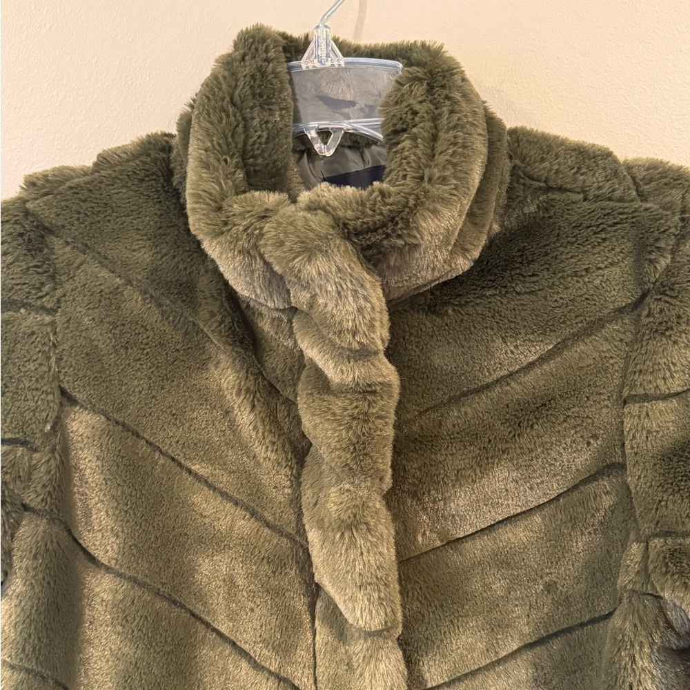 Ci Sono Faux Fur Jacket Green Soft Size Medium Lined Pockets - Picture 3 of 9